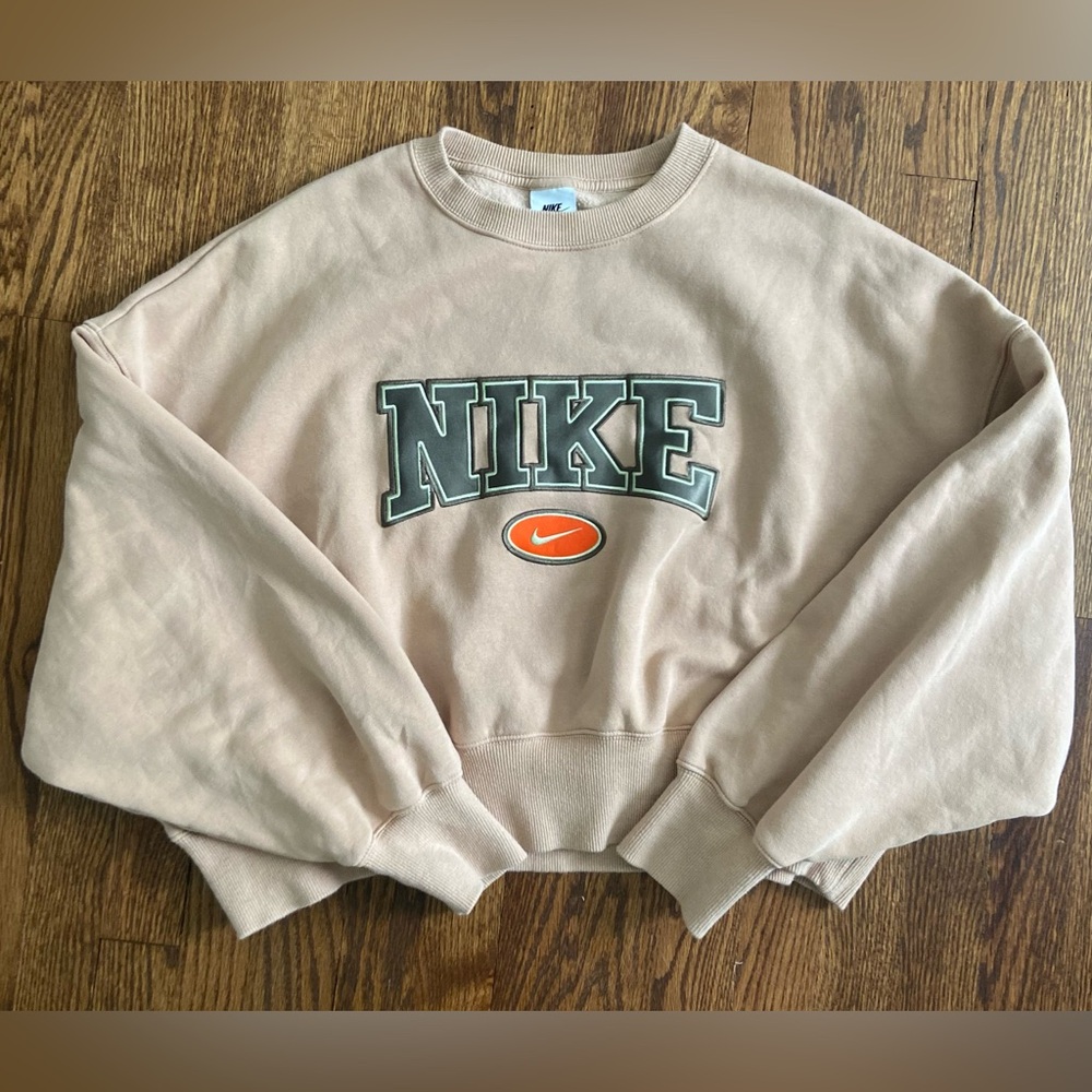 Cropped Nike Crewneck Sweatshirt